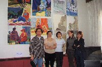 Vladimir Zuev with the students at the Art Faculty.
